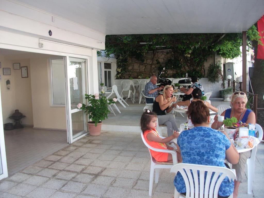 Tug Hotel Kusadasi Exterior photo